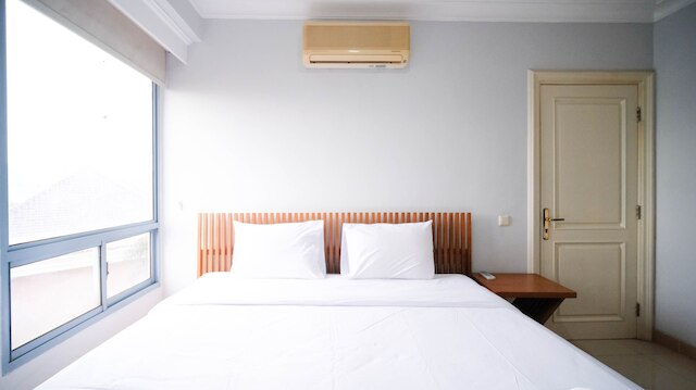 ホーミー2 2ッドー ウィズ エクストラ ルーム アット タマン ビバリー  アパートメント