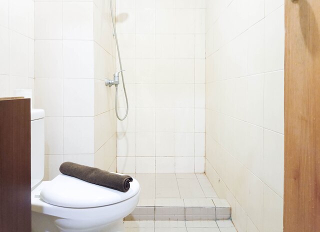 ナイス アンド コンフォータブル スタジオ アット ヴィダ ビュー マカッサル