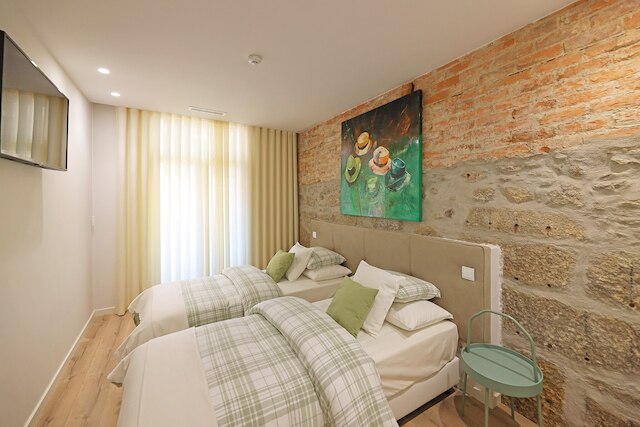 FLH ダウンタウン ゲストハウス