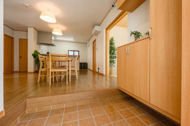 オレンジラインミヤ