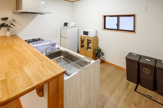 オレンジラインミヤ