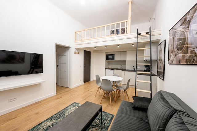 ネイティブアパートパウリンスカ 20 スペリオ