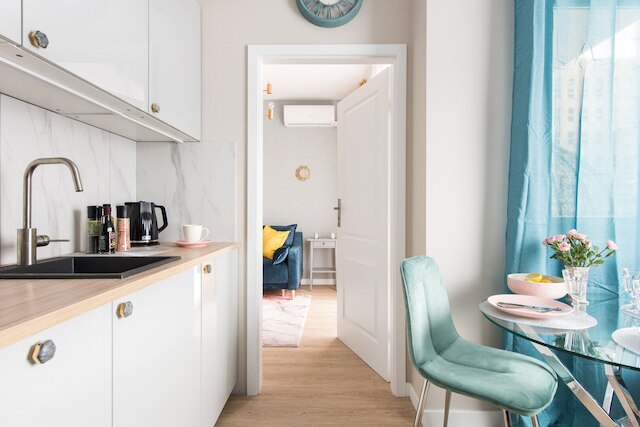 スーパーアパート・チェルムスカ9