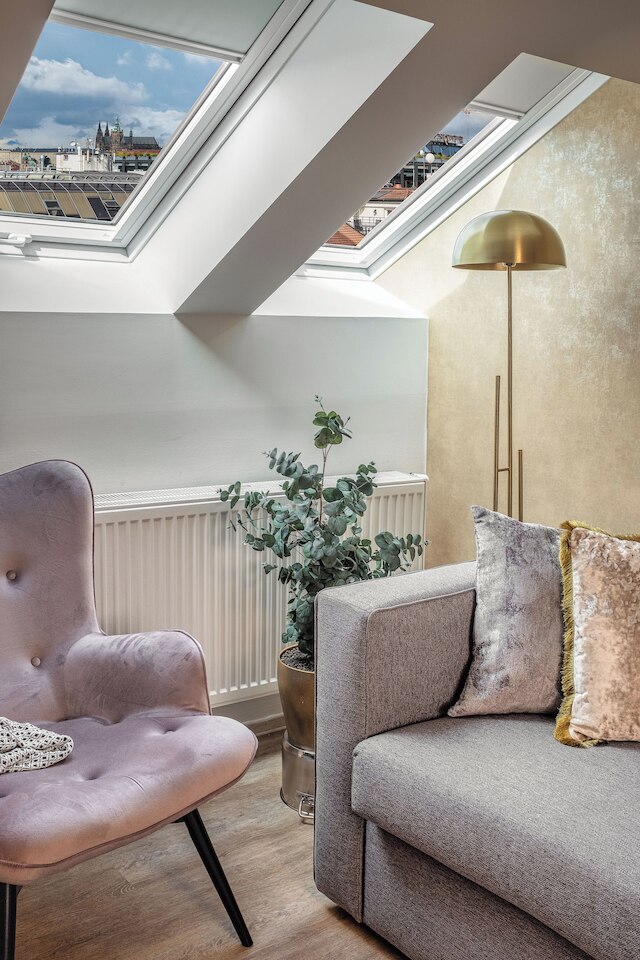 アドレーズ・リビングの劇場9アパート