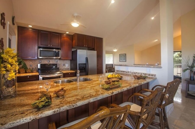 ワイレア エコル, #914 2 ベッドルーム コンドミニアム バイ レッドオーニング