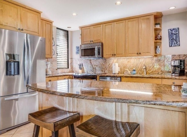 ワイレア エルア、#2201^ 2 ベッドルーム コンド バイ レッドオーニング