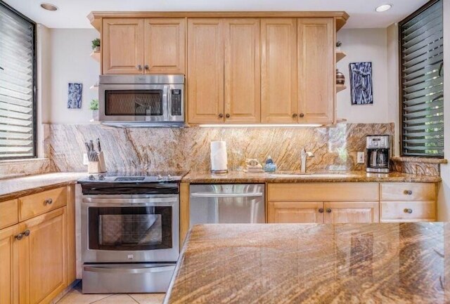 ワイレア エルア、#2201^ 2 ベッドルーム コンド バイ レッドオーニング