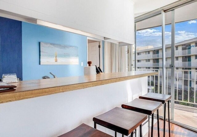 カマオレ ナル, #601 2 ベッドルーム コンド バイ レッドオーニング