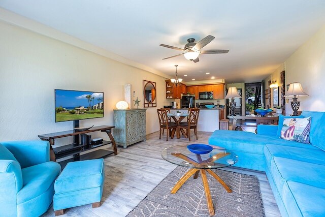 ハレ カマオレ 121 1 ベッドルーム コンドミニアム