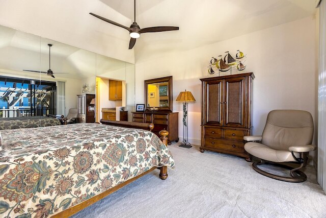 グランドチャンピオン 35 2 ベッドルーム コンド