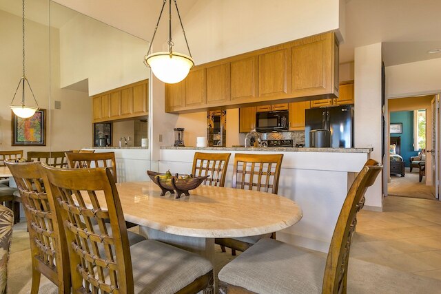 グランドチャンピオン 35 2 ベッドルーム コンド