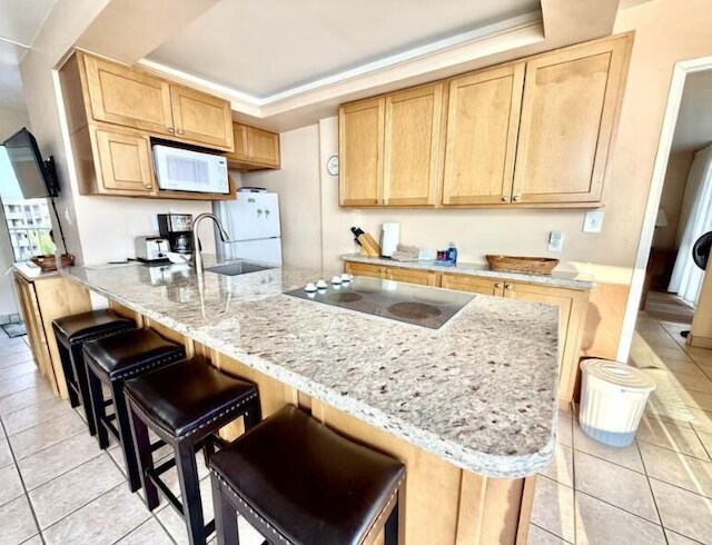 カマオレ ナル、#603 2 ベッドルーム コンドミニアム バイ レッドオーニング