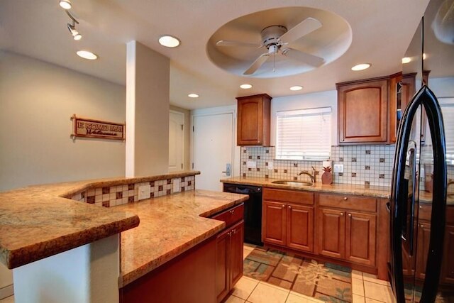 キヘイビーチ、#402 2 ベッドルームコンド バイ レッドオーニング