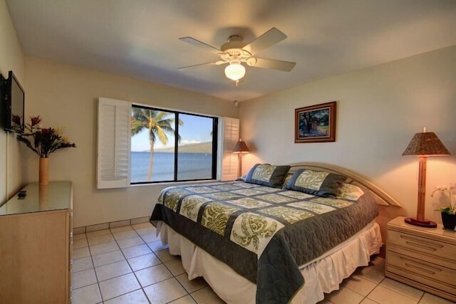 キヘイビーチ、#402 2 ベッドルームコンド バイ レッドオーニング