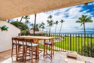 マアラエア サーフ, #c-7 2 ベッドルーム コンド バイ レッドオーニング