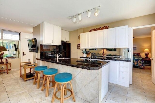 カマオレナル、#102 2 ベッドルーム コンド バイ レッドオーニング