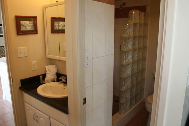 カマオレナル、#605 2 ベッドルーム コンド バイ レッドオーニング