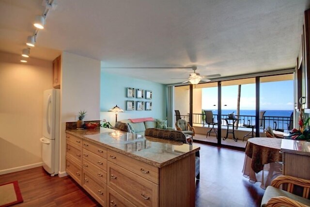 シュガービーチ リゾート, #329 1 ベッドルーム コンドミニアム バイ レッドオーニング