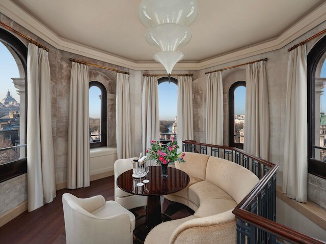 ラッフルズ ロンドン アット ザ オウ