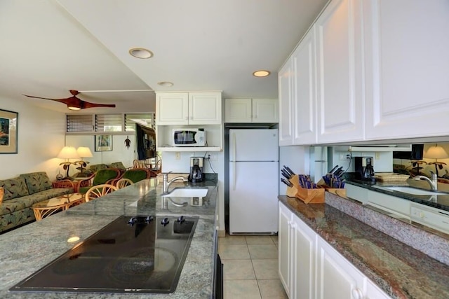 カマオレ ナル, #104 2 ベッドルーム コンドミニアム バイ レッドオーニング