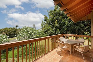 カウアイ マカヌイ バイ コールドウェル バンカー アイランド バケーションズ