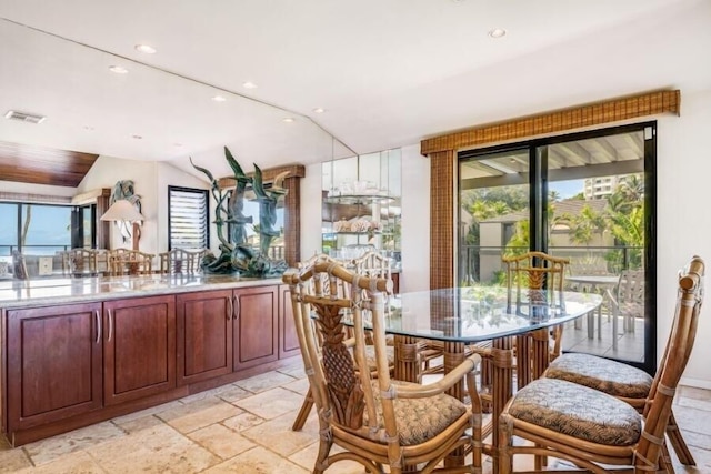 ワイレアエルア、#1404 2 ベッドルームコンドミニアム バイ レッドオーニング