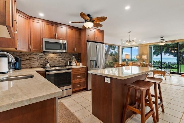 キヘイビーチ、#110 2 ベッドルームコンドミニアム バイ レッドオーニング