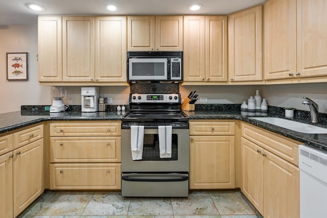 ビッグアイランド ロイヤル シークリフ 401 2 ベッドルーム コンド