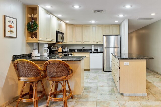 ビッグアイランド ロイヤル シークリフ 401 2 ベッドルーム コンド