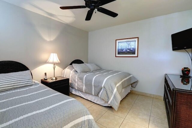 カマオレ ナル, #303 2 ベッドルーム コンド バイ RedAwning