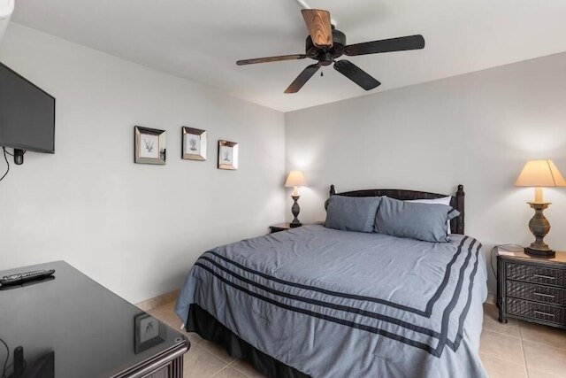 カマオレ ナル, #303 2 ベッドルーム コンド バイ RedAwning