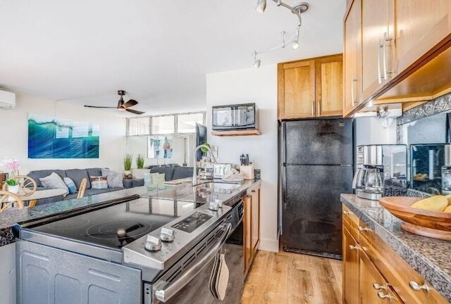 カマオレナル, #502^ 2 ベッドルーム コンド バイ レッドオーニング