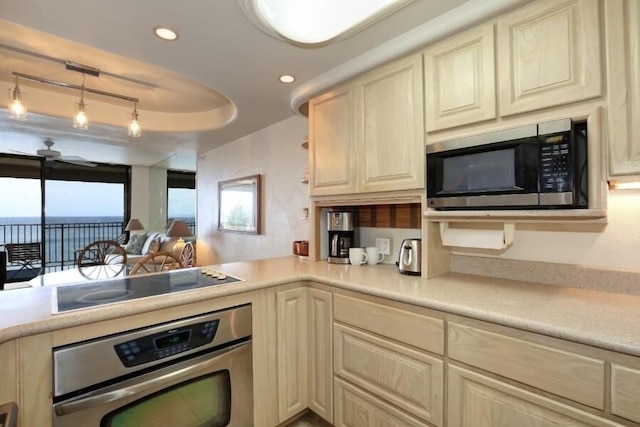 キヘイビーチ, #509 2 ベッドルーム コンド バイ レッドオーニング