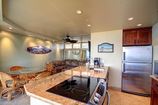 カマオレ ナル、#604^ 2 ベッドルーム コンドミニアム バイ レッドオーニング