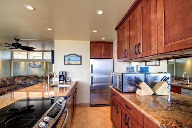 カマオレ ナル、#604^ 2 ベッドルーム コンドミニアム バイ レッドオーニング