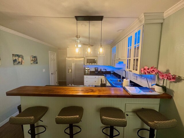 ビッグ アイランド ルナプール コンド 102a 2 ベッドルーム コンド