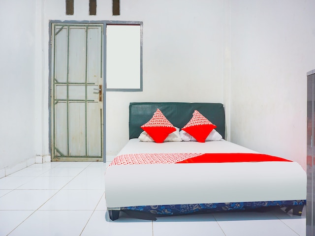 OYO  91529 ポンドック エリート 888 マカッサル