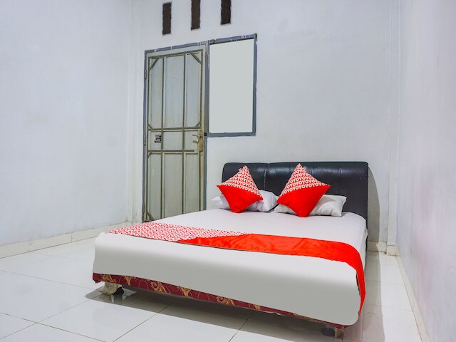 OYO  91529 ポンドック エリート 888 マカッサル