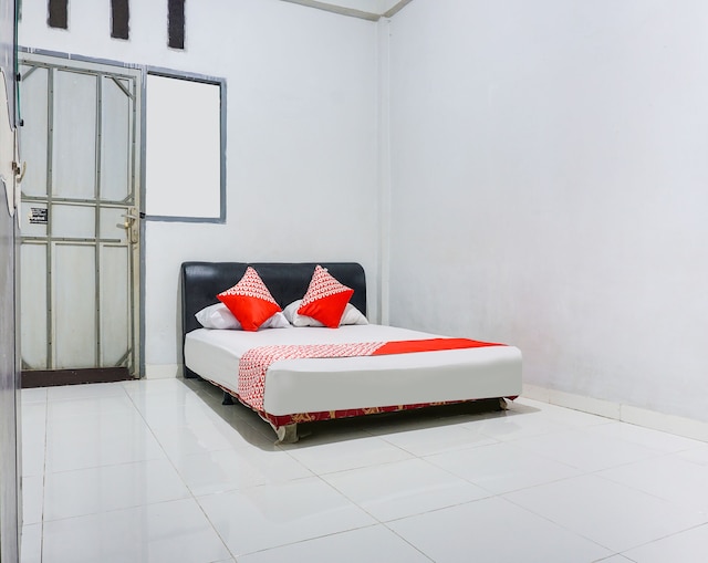 OYO  91529 ポンドック エリート 888 マカッサル