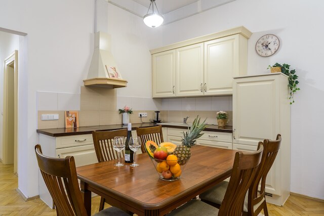 プラハ中心部の3ベッドルームアパート