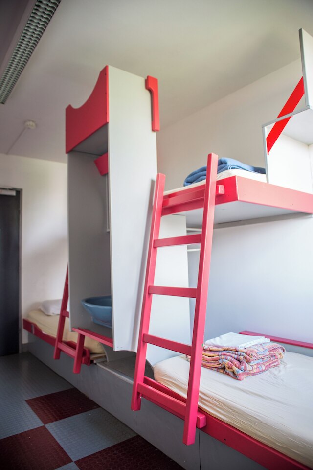 オーベルジュ ジュネス イI パリ - ル ダルタニャン