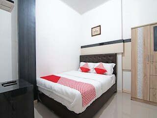 OYO 91642 ファゼル レジデンス シャリア