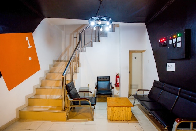 OYO  3785 クマヨラン  レジデンス