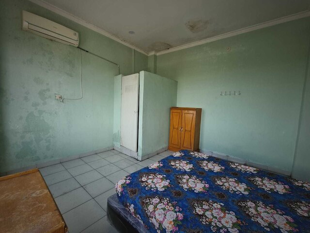 エクスプレス O 91979 ペンギナパン トンドン タ