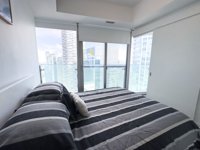 ラグジュアリーツーベッドルームレイクビュー