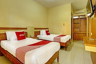 OYO Collection O 91125 Puri Dewa Bharata