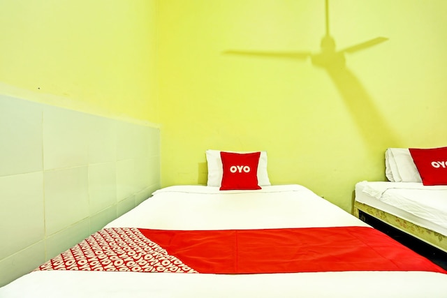 OYO Collection O 91125 Puri Dewa Bharata