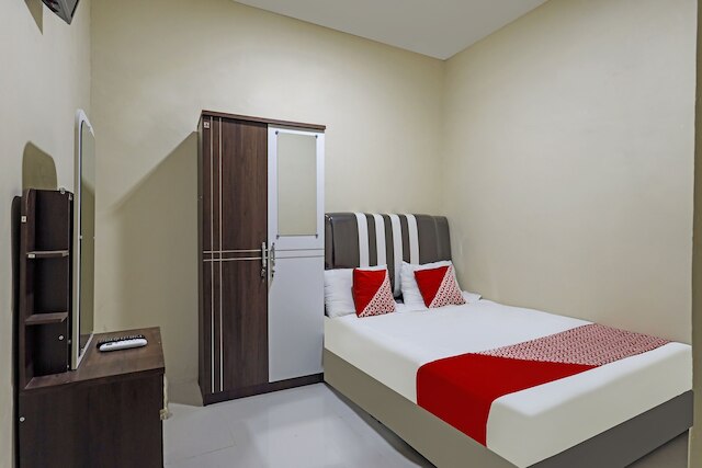 ホテル O X2 ホームステイ