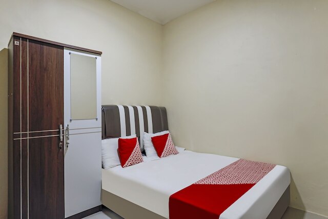 ホテル O X2 ホームステイ