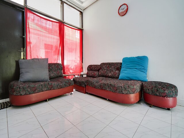 SPOT ON 91775 ポンドク 14 シャリア